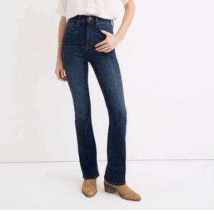 Madewell Skinny Flare Dark Wash Size 30 Inseam 32”